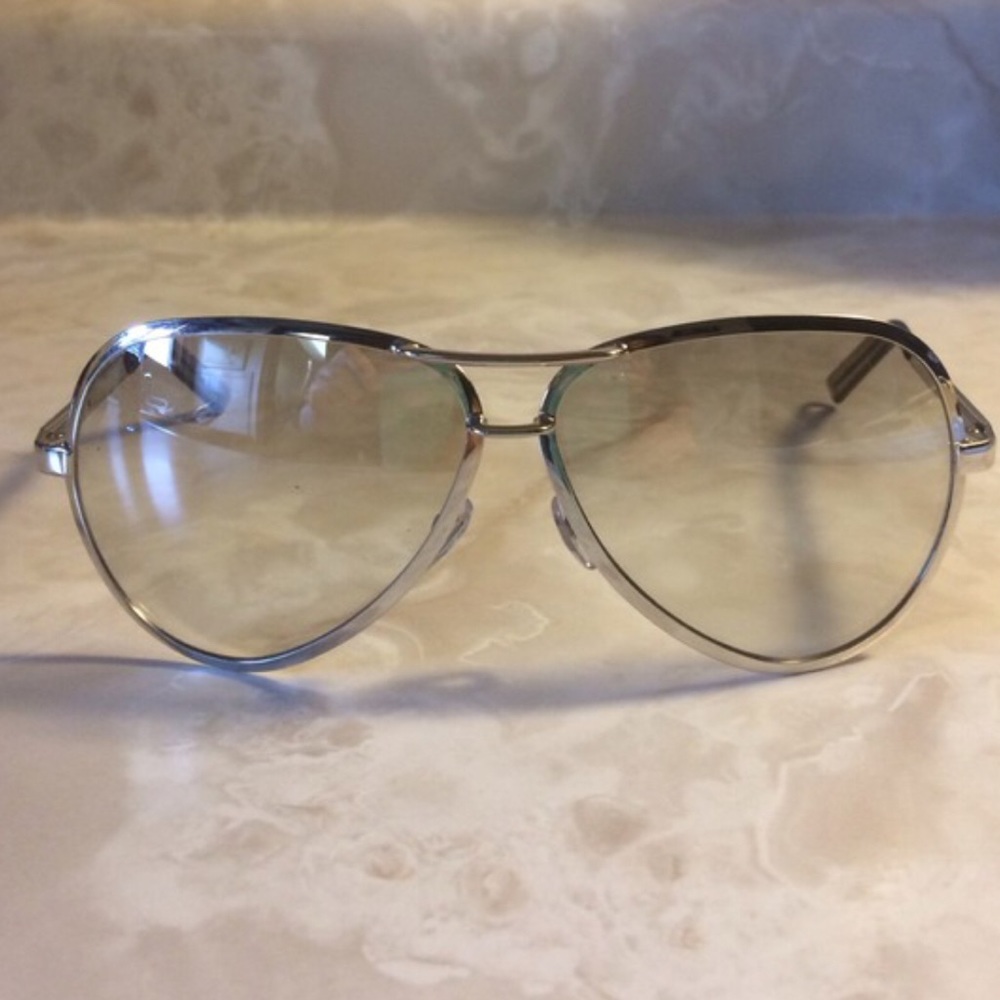 Gucci Oversized Aviators - Authentic